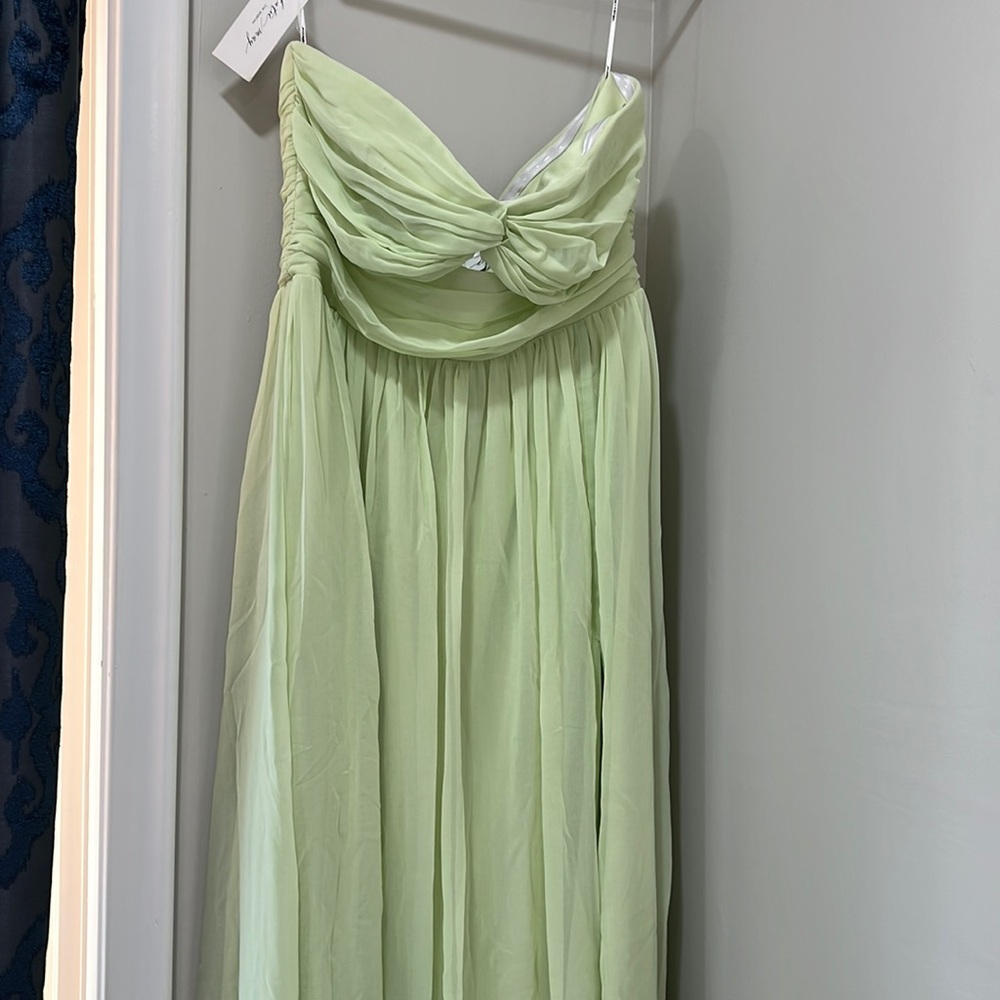 ‼️last call Katie May Adele Gown in Honeydew maxi - Picture 3 of 14